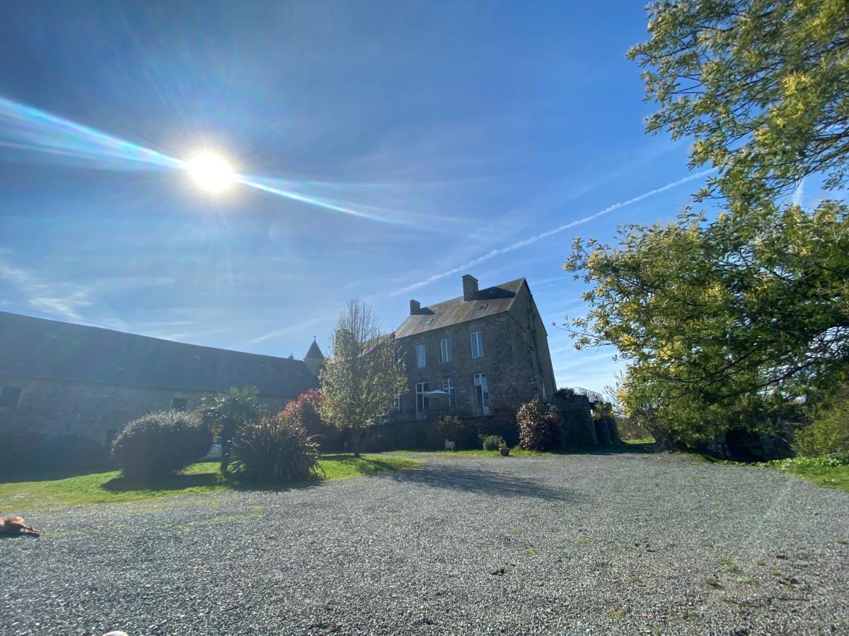 Le Chateau De Claids Saint-Patrice-de-Claids Eksteriør billede